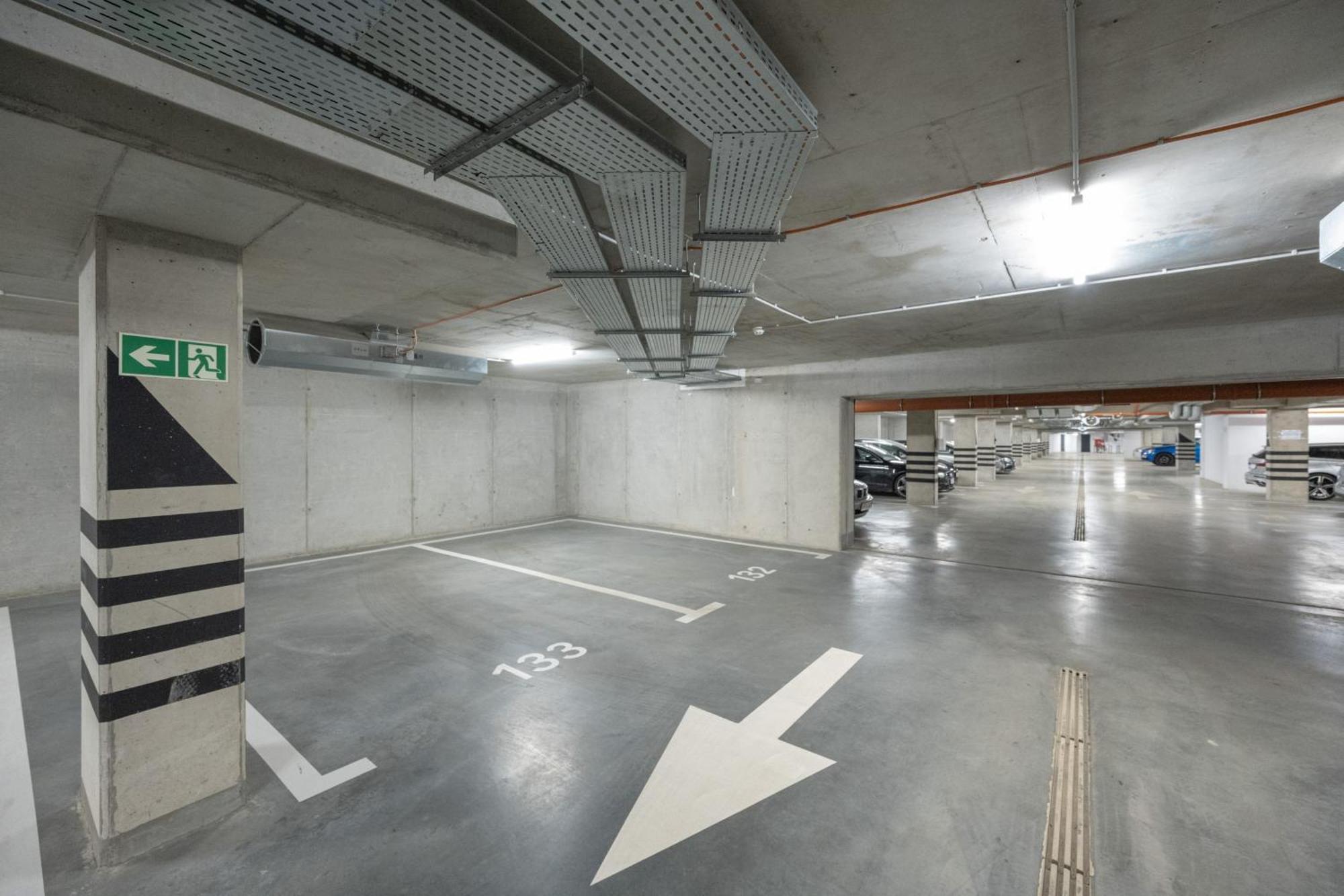 Luksusowy Apartament Z 3 Sypialniami, Klimatyzacja, Parkingiem I Biurkiem We Wroclawiu By Renters Prestige Kültér fotó