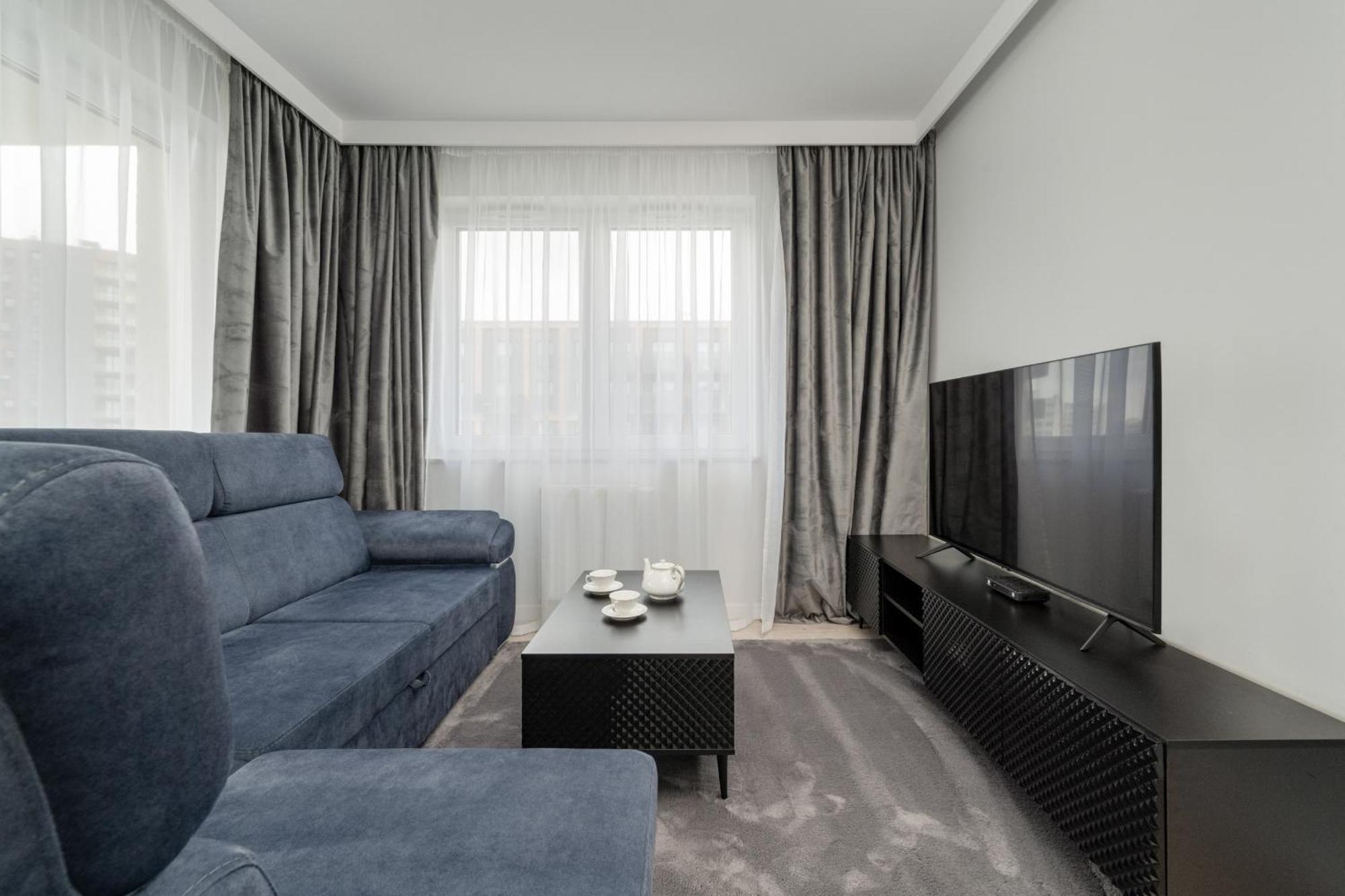 Luksusowy Apartament Z 3 Sypialniami, Klimatyzacja, Parkingiem I Biurkiem We Wroclawiu By Renters Prestige Kültér fotó
