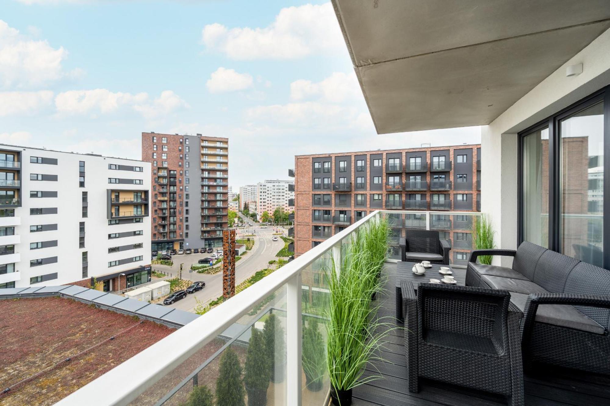 Luksusowy Apartament Z 3 Sypialniami, Klimatyzacja, Parkingiem I Biurkiem We Wroclawiu By Renters Prestige Kültér fotó